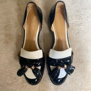Black and White Glossy Leather Loafers with Tassel